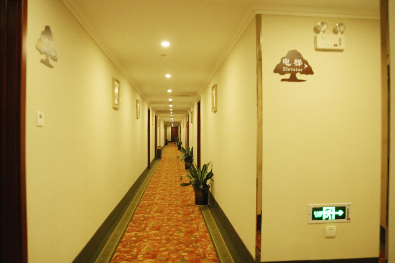 Greentree Inn Xi'An Railway Station Airport Bus Wulukou Subway Station Business Hotel Экстерьер фото